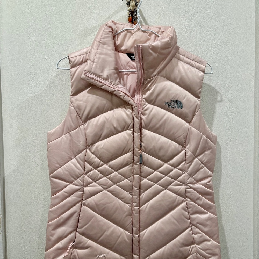 NORTH FACE WOMENS 550 VEST